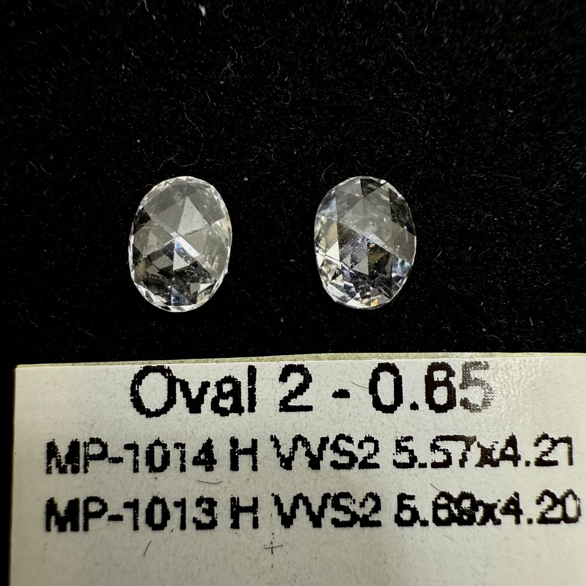0.65 CT H VVS2 OVAL diamond Pairs Inventory