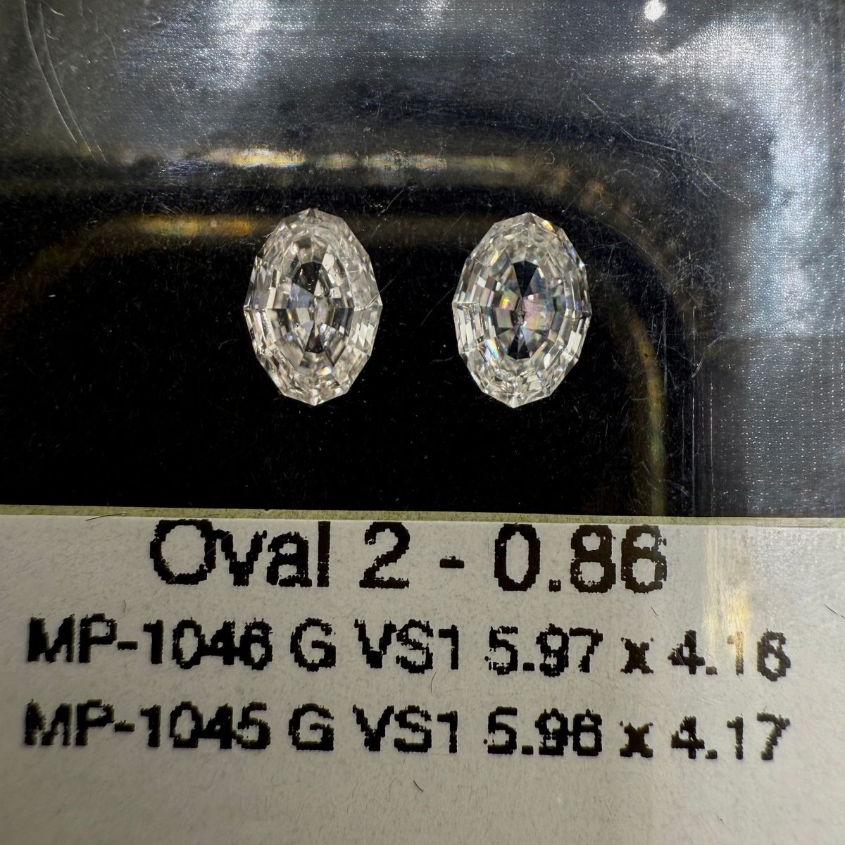 0.86 CT G VS1 OVAL diamond Pairs Inventory