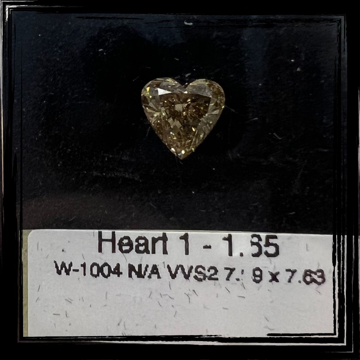 1.65 CT B YELLOW VVS2 HEART diamond Fancy Shape