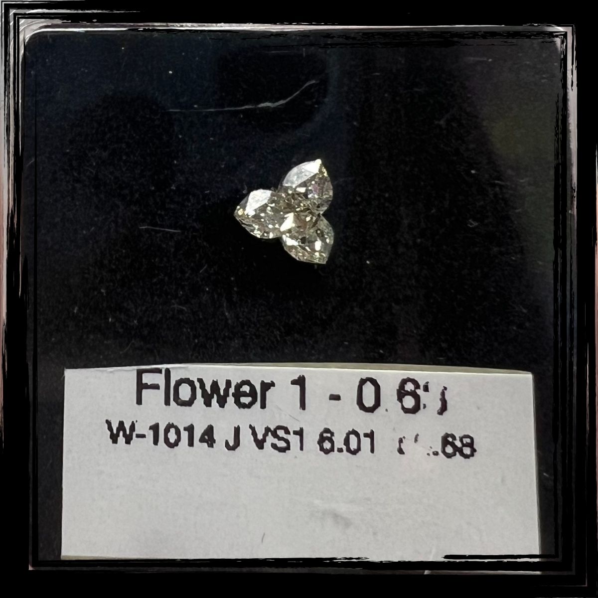 0.63 CT J VS1 FLOWER diamond Fancy Shape