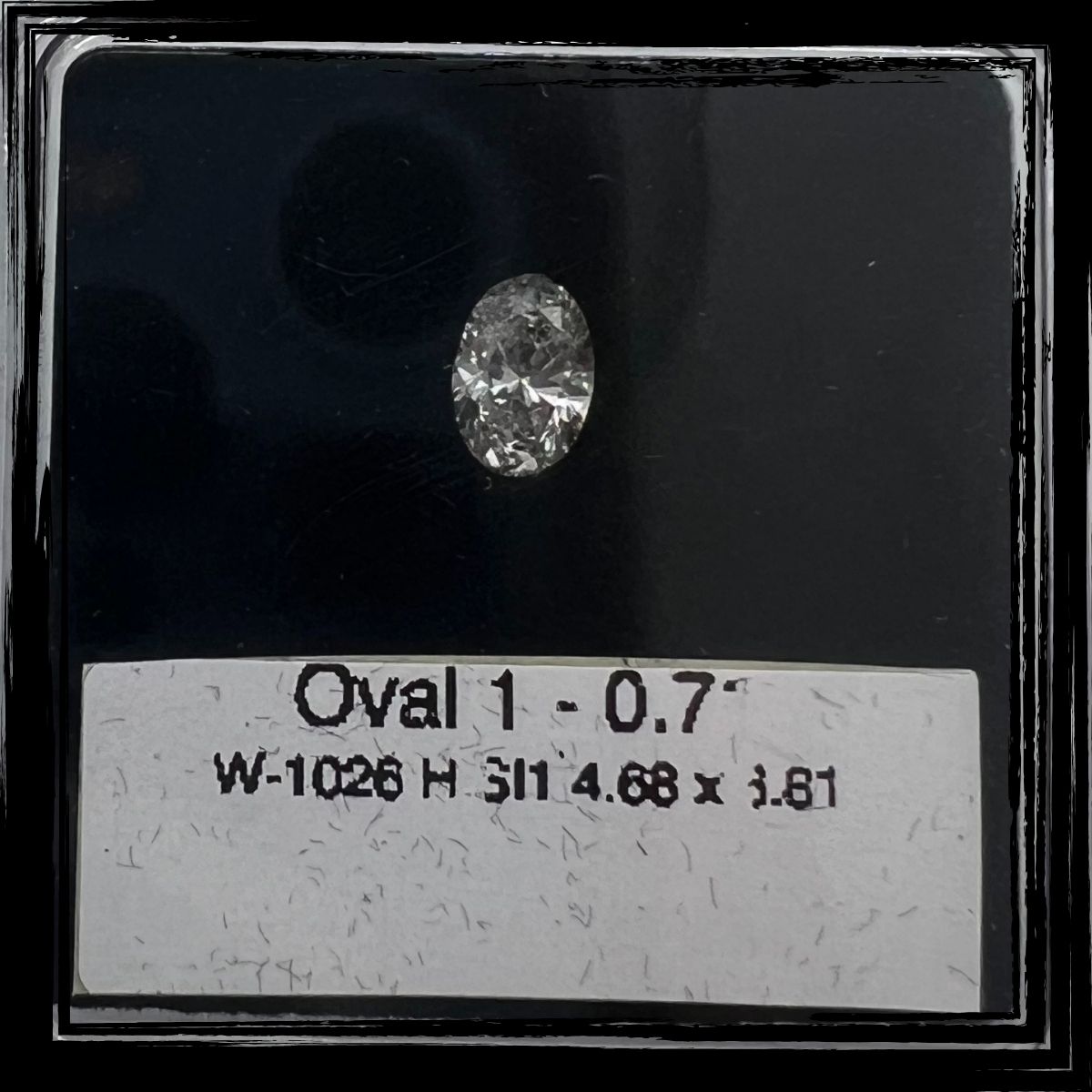 0.70 CT H SI1 OVAL diamond Fancy Shape
