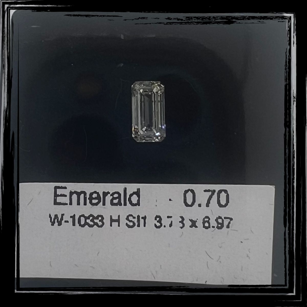 0.70 CT H SI1 EMERALD diamond Fancy Shape