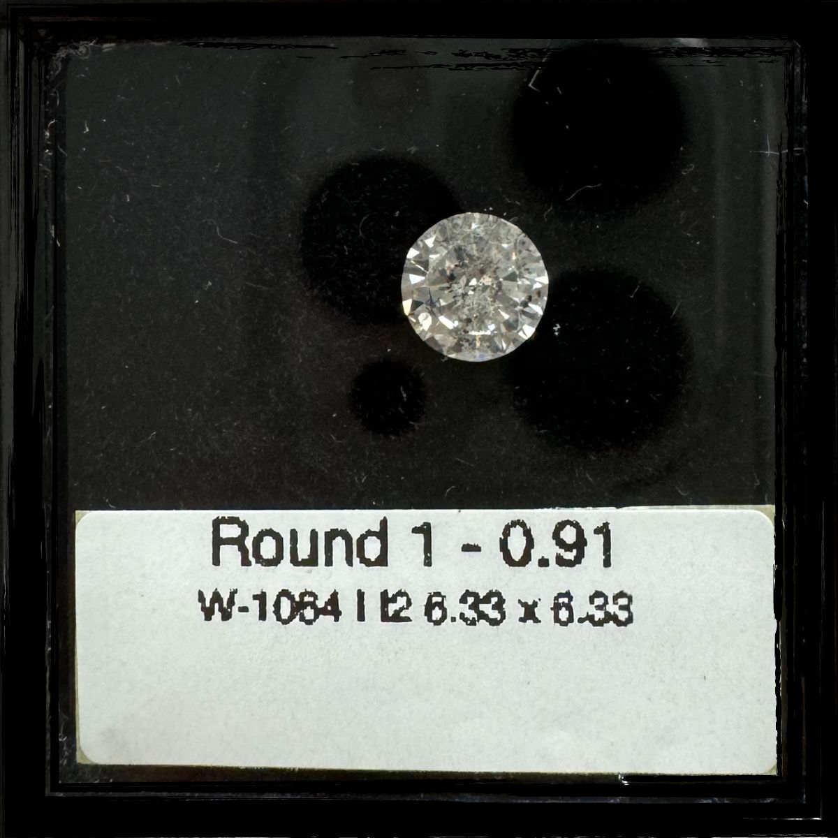 0.91 CT I I2 ROUND diamond Fancy Shape